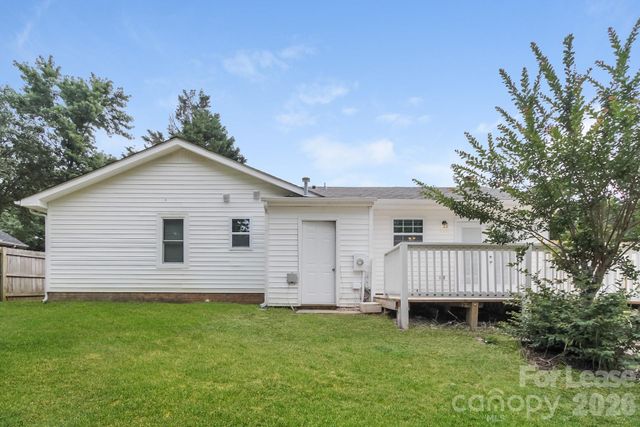 5955 Scots Bluff Drive, Charlotte, NC 28227