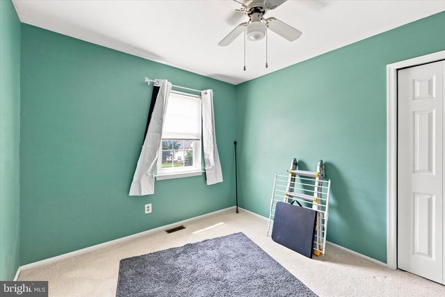 112 BERGER RD, Schwenksville, PA 19473
