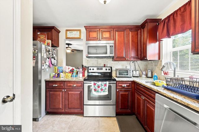112 BERGER RD, Schwenksville, PA 19473