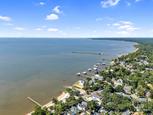 403 S Mobile Street, Fairhope, AL 36532