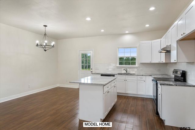 211 S Quille, Mt Pleasant, TX 75455