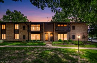 16430 Heather Lane 204, Middleburg Heights, OH 44130