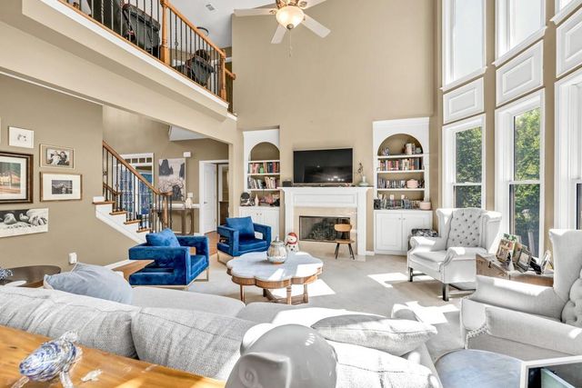 902 Preserve Bluff Drive, Buford, GA 30518