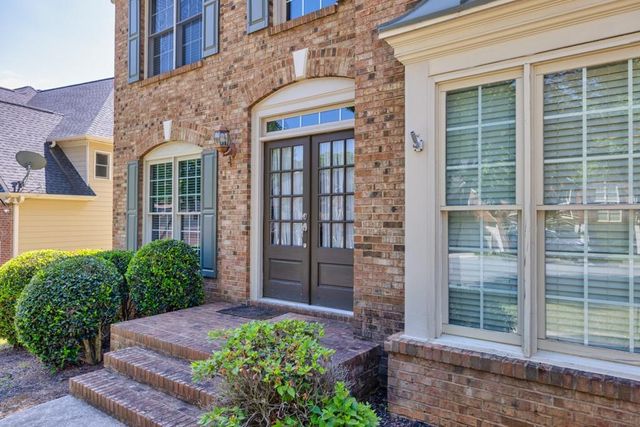 902 Preserve Bluff Drive, Buford, GA 30518