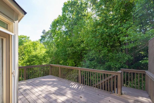902 Preserve Bluff Drive, Buford, GA 30518