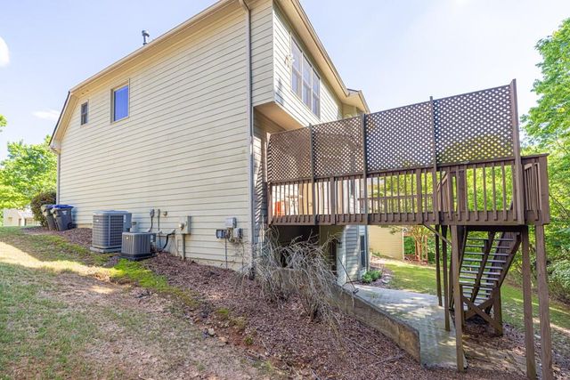 902 Preserve Bluff Drive, Buford, GA 30518