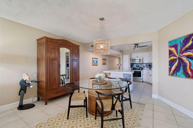 700 BEACH DRIVE NE 701, St Petersburg, FL 33701