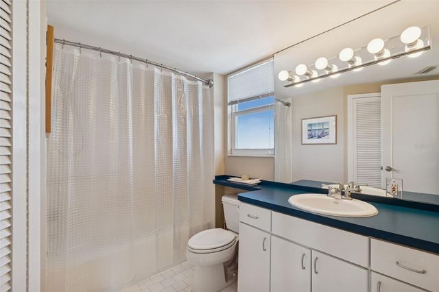 700 BEACH DRIVE NE 701, St Petersburg, FL 33701