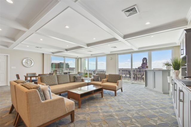 700 BEACH DRIVE NE 701, St Petersburg, FL 33701