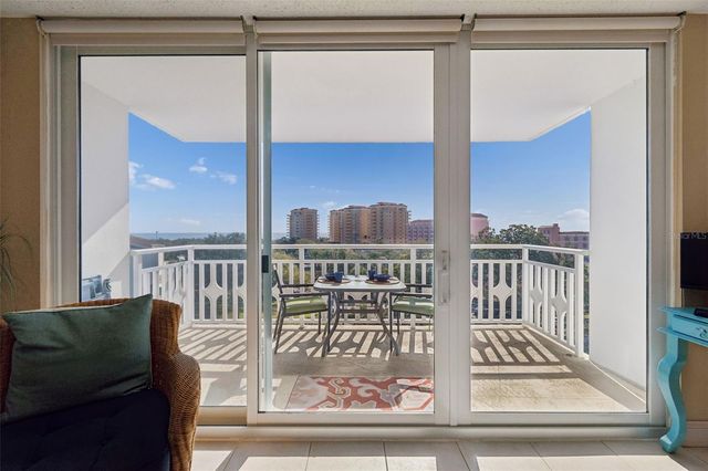 700 BEACH DRIVE NE 701, St Petersburg, FL 33701