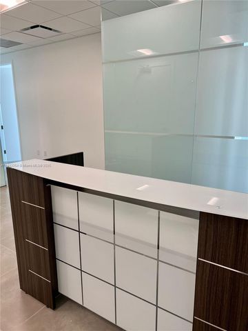 1695 NW 110th Avenue 310, Doral, FL 33172