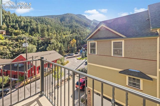 446 Winter Street, Manitou Springs, CO 80829