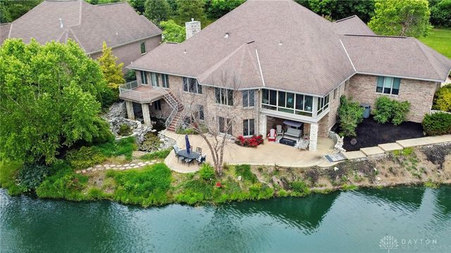 219 Chateau Valley Lane, South Lebanon, OH 45065