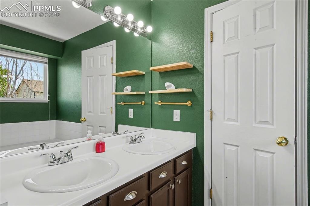 Image 20 of property listing at 1040 Ancestra Drive, Fountain, CO 80817