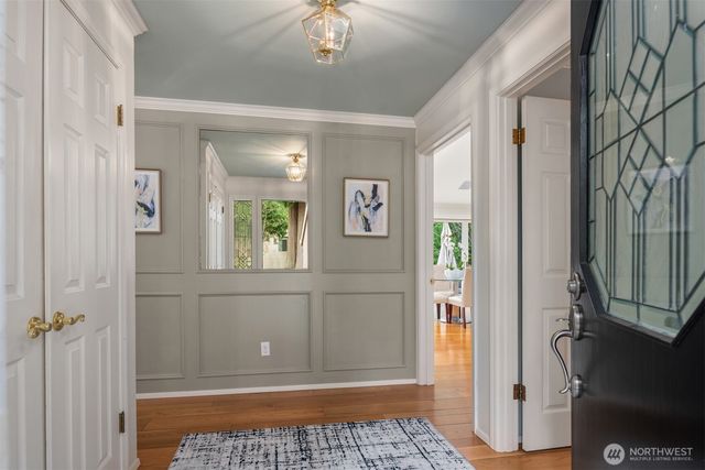 3126 211th Avenue NE, Sammamish, WA 98074