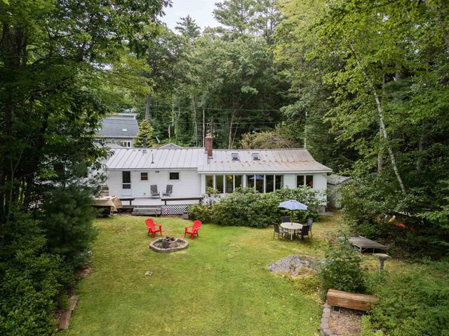 18 Holiday Shore Drive, Dunbarton, NH 03046