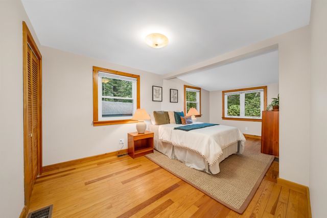 18 Holiday Shore Drive, Dunbarton, NH 03046