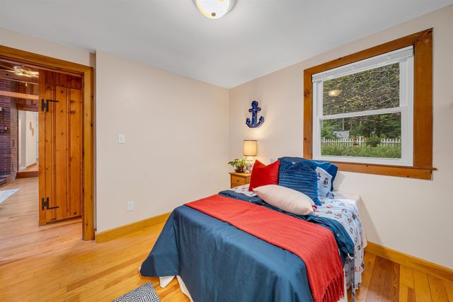 18 Holiday Shore Drive, Dunbarton, NH 03046