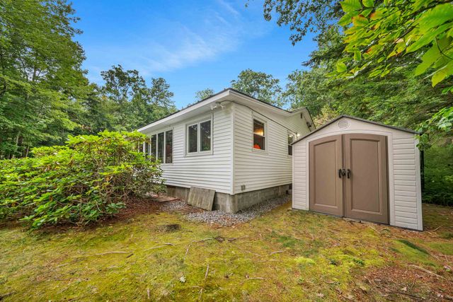 18 Holiday Shore Drive, Dunbarton, NH 03046