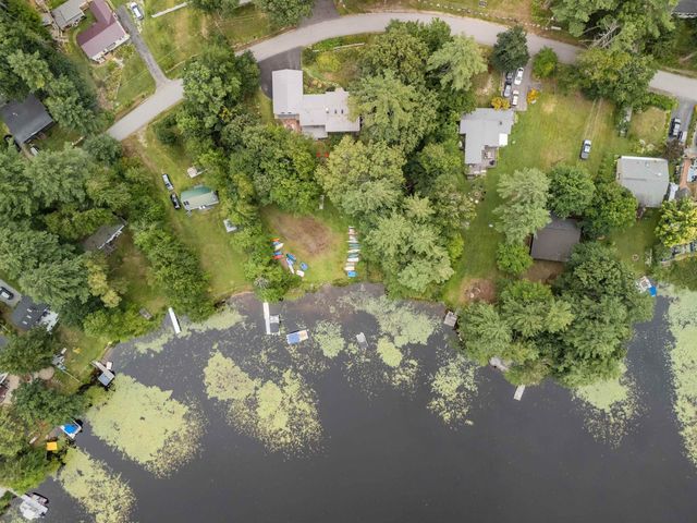 18 Holiday Shore Drive, Dunbarton, NH 03046