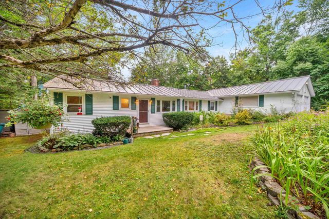18 Holiday Shore Drive, Dunbarton, NH 03046