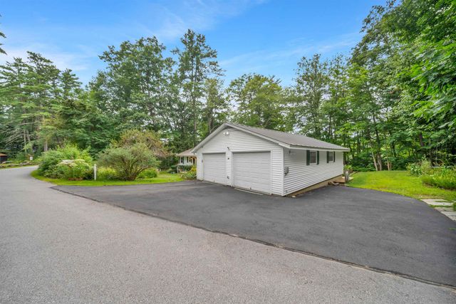 18 Holiday Shore Drive, Dunbarton, NH 03046
