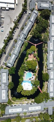 600 Neapolitan WAY 226, Naples, FL 34103