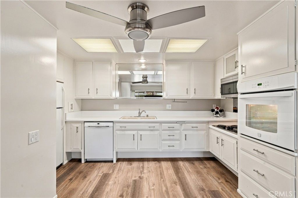 1261 Knollwood Road M4-45i, Seal Beach, CA 90740 — photo 5