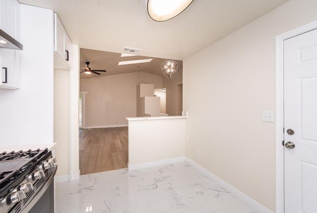 8556 Travary Way, Antelope, CA 95843