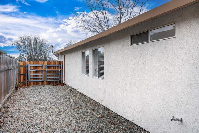 8556 Travary Way, Antelope, CA 95843