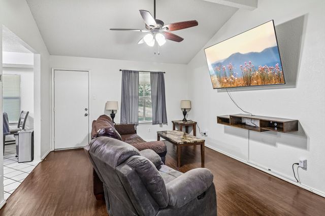1521 Morningside Drive, Cleburne, TX 76033
