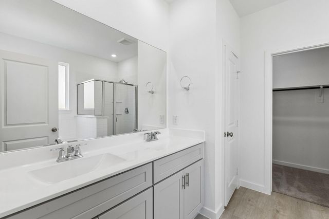 414 Ruby Ford Drive, Cove, TX 77523