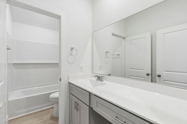 414 Ruby Ford Drive, Cove, TX 77523