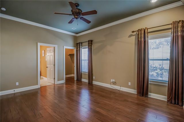 1 S Beau Chene Lane, Rogers, AR 72758
