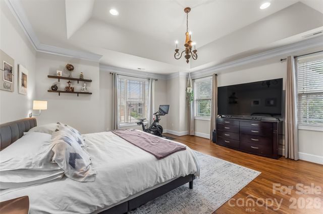 1776 White Water Court, Hickory, NC 28602