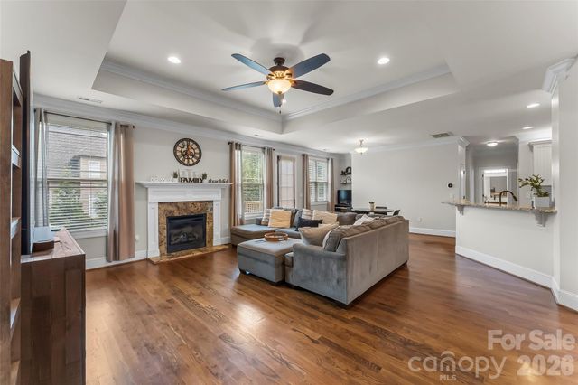 1776 White Water Court, Hickory, NC 28602