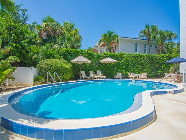 3555 Ocean Drive 203, Vero Beach, FL 32963