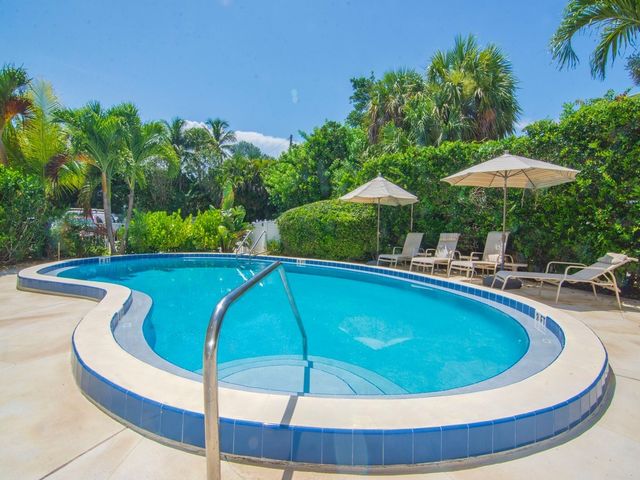 3555 Ocean Drive 203, Vero Beach, FL 32963
