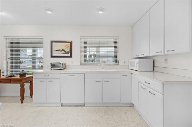 5336 Cortez CT, Cape Coral, FL 33904