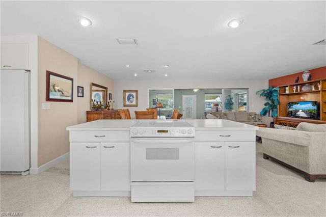 5336 Cortez CT, Cape Coral, FL 33904
