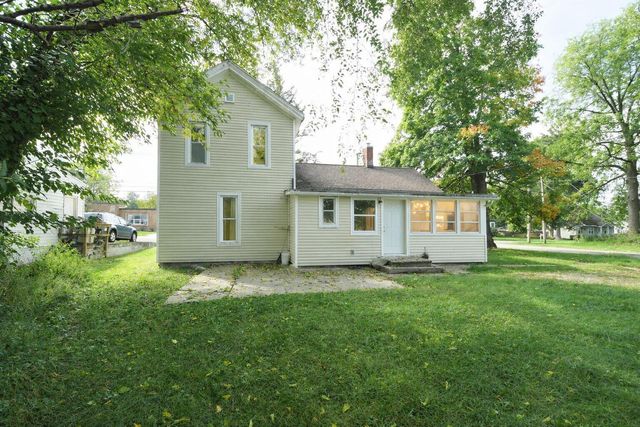 501 E Paw Paw Street, Paw Paw, MI 49079