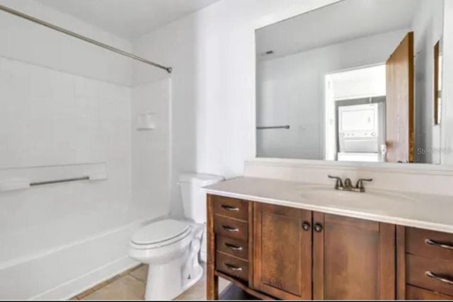 3827 BAY CLUB CIRCLE 204, Kissimmee, FL 34741