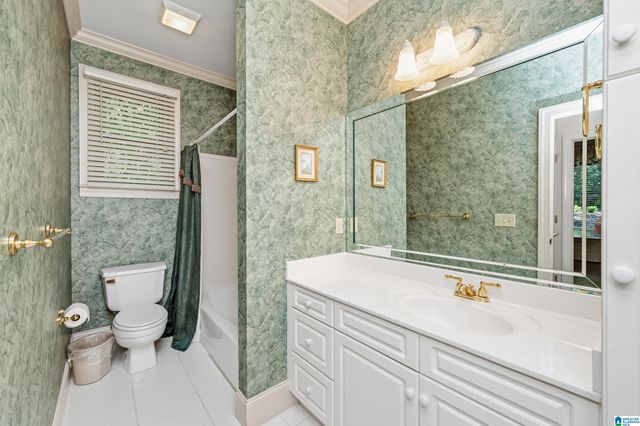 123 N LAKE DRIVE, Hoover, AL 35242