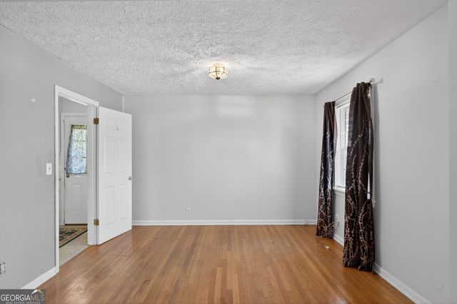 211 Castleman Road, Carrollton, GA 30116