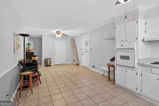 211 Castleman Road, Carrollton, GA 30116