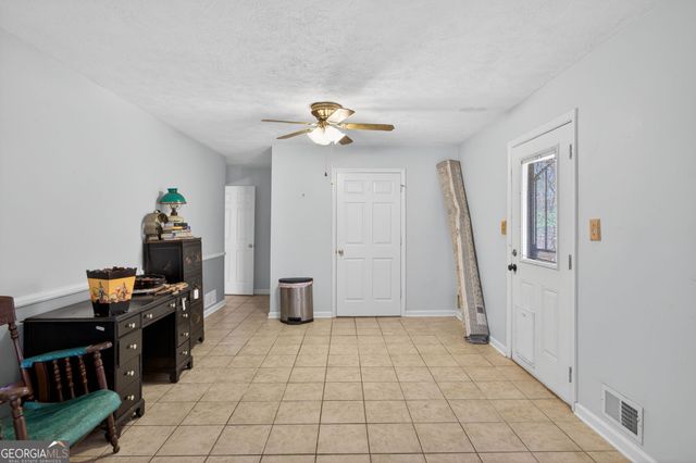 211 Castleman Road, Carrollton, GA 30116