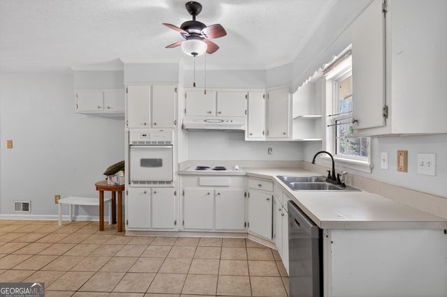 211 Castleman Road, Carrollton, GA 30116