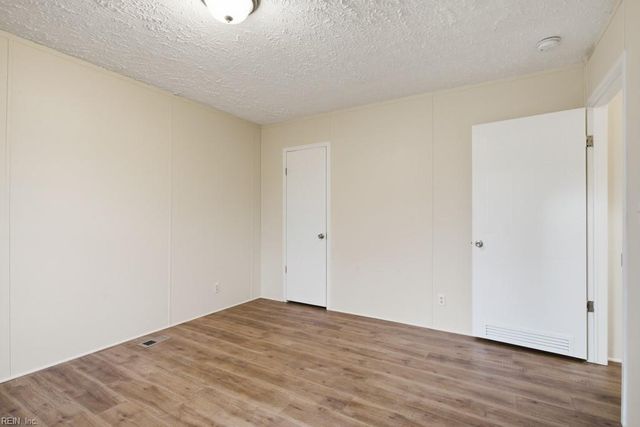 7928 Crab Thicket RD, Gloucester, VA 23061