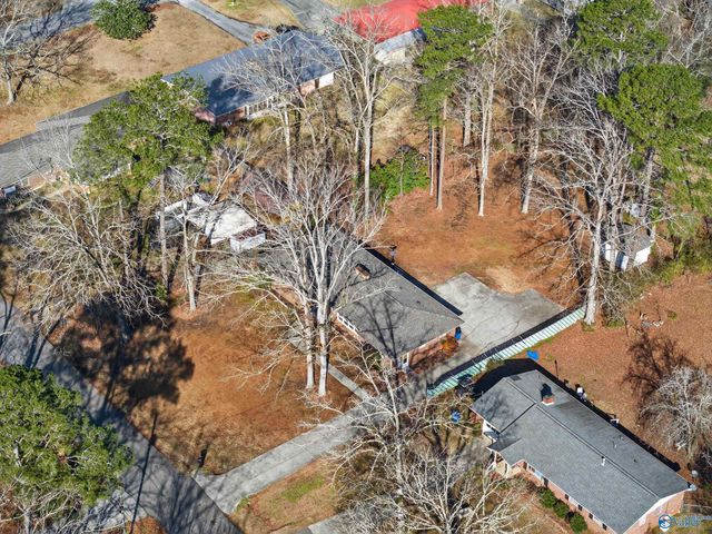 102 Ilene Street, Rainbow City, AL 35906