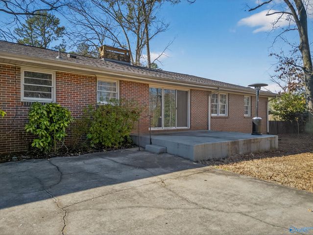 102 Ilene Street, Rainbow City, AL 35906